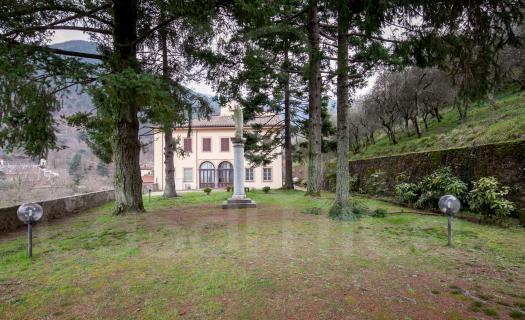 0298, Historical Villa in the Hills