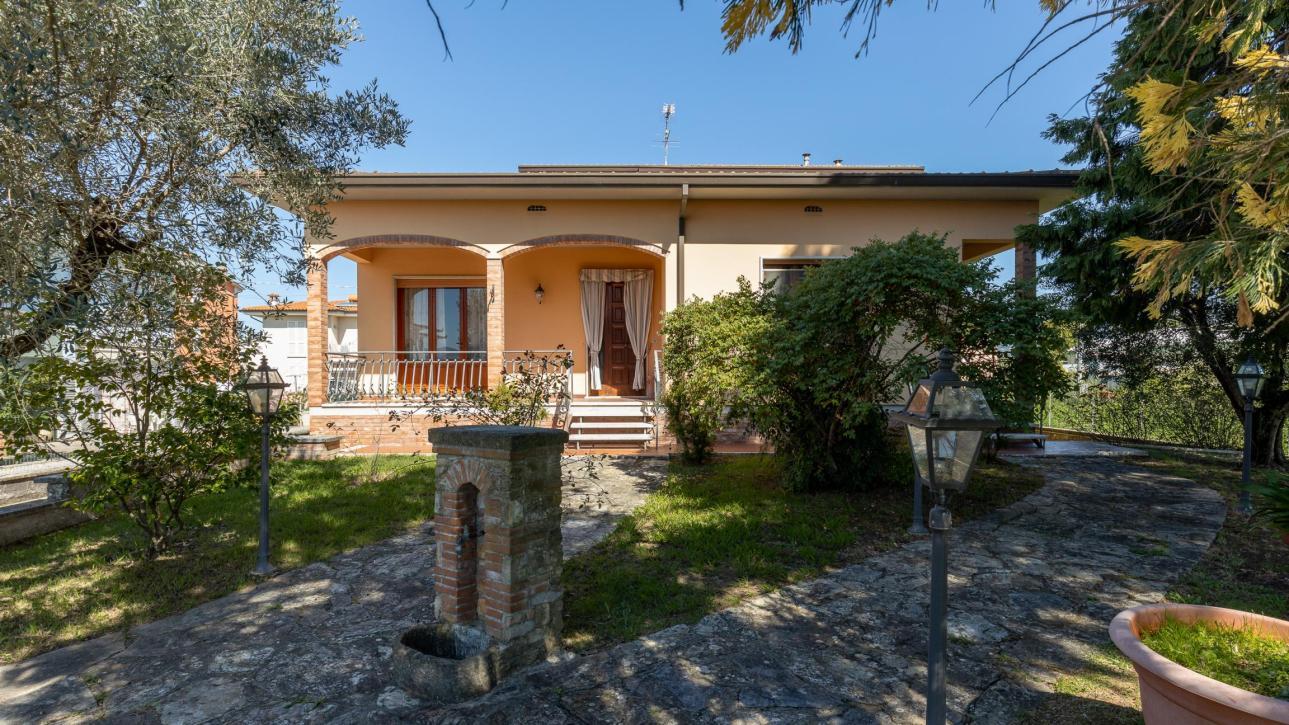 Independent Villa. - Lucca