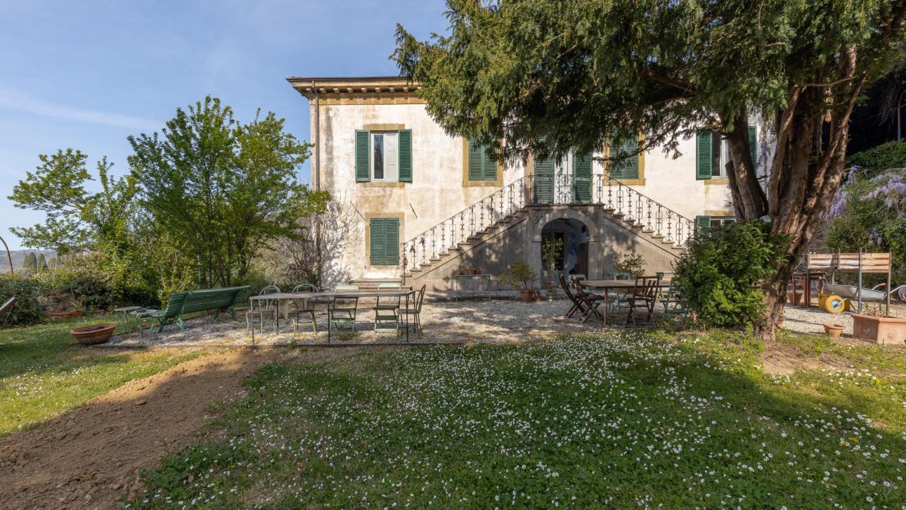 Splendida Villa del ‘700  sulle colline di Lucca  - Lucca