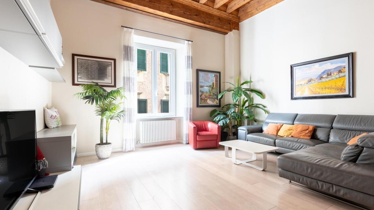 CENTRO STORICO PIANO PRIMO RISTRUTTURATO - Lucca