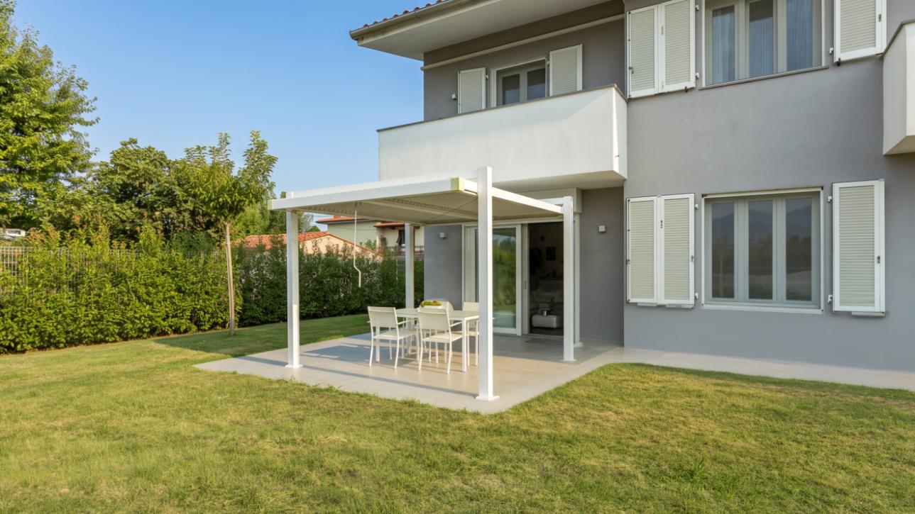 villa singola dal design moderno  - 